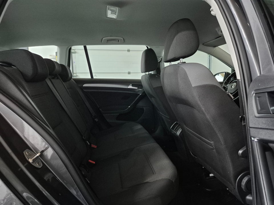 VW Golf VII 1,4 TSi 125 Comfortline Variant DSG 5d