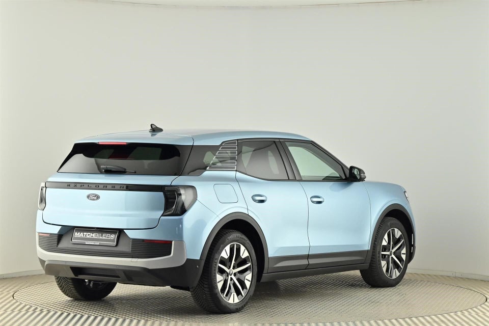 Ford Explorer 84 Select Extended Range AWD 5d