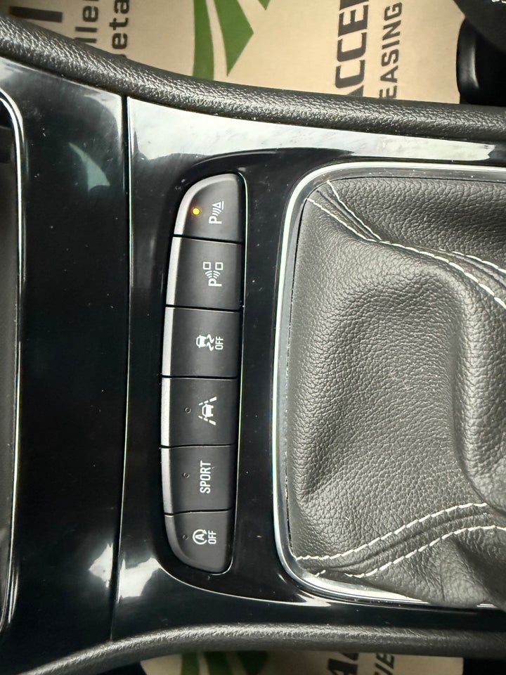 Opel Astra 1,6 T 200 Innovation Sports Tourer 5d