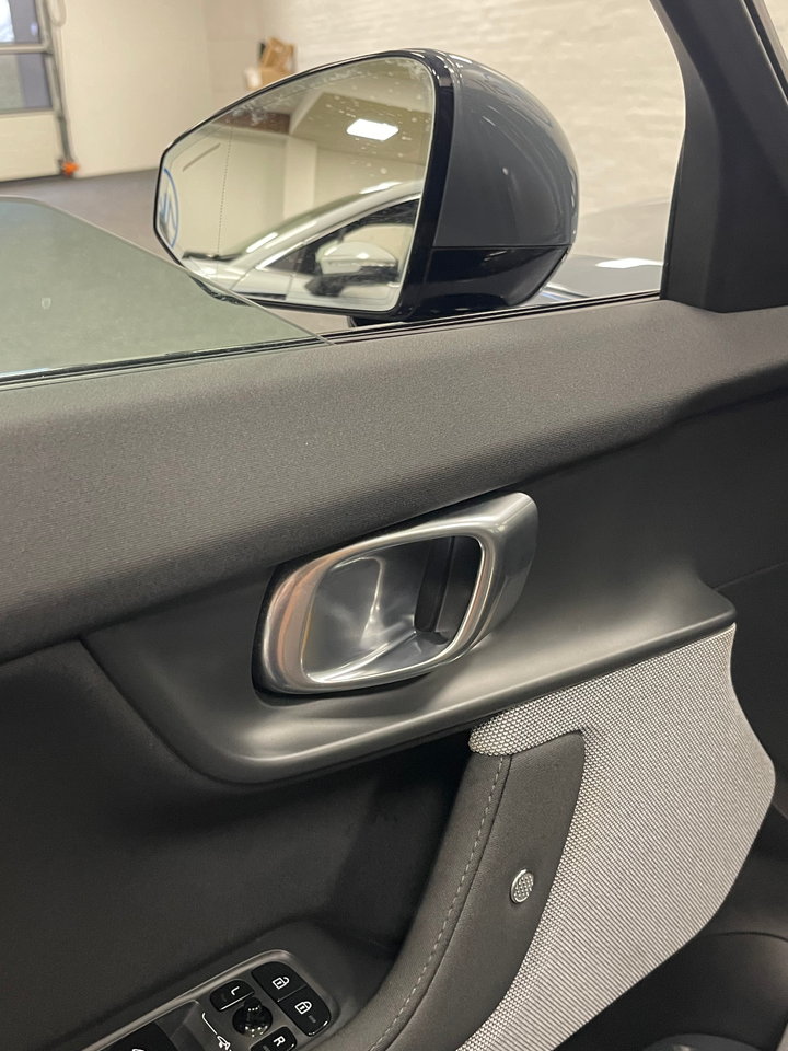 Polestar 2 Long Range Performance AWD 5d