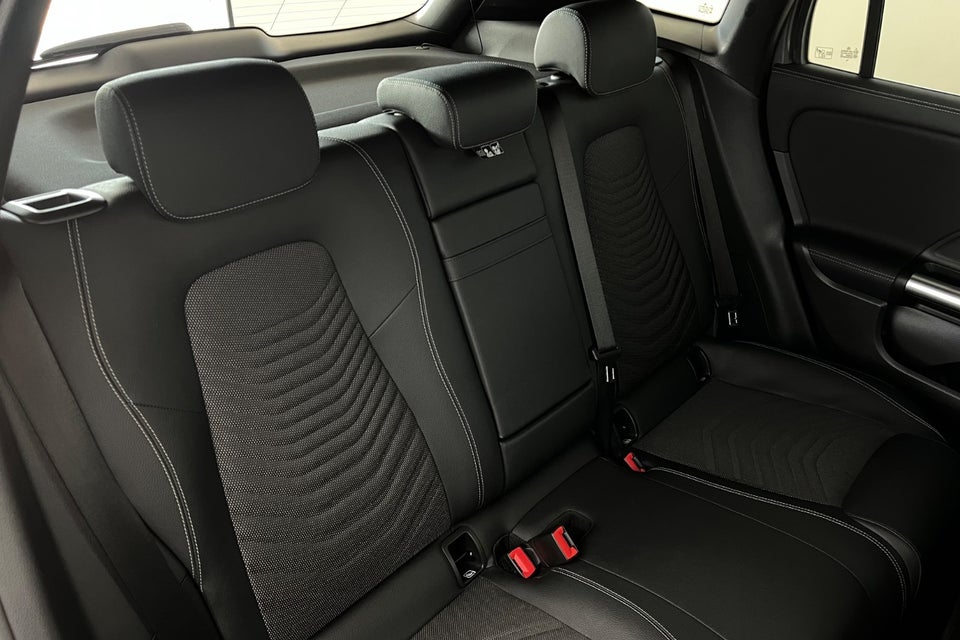 Mercedes EQA300 Progressive 4Matic 5d