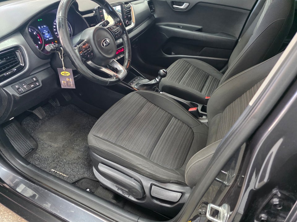 Kia Stonic 1,2 Attraction 5d