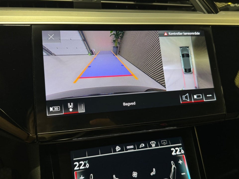 Audi e-tron 55 S-line Sportback quattro 5d