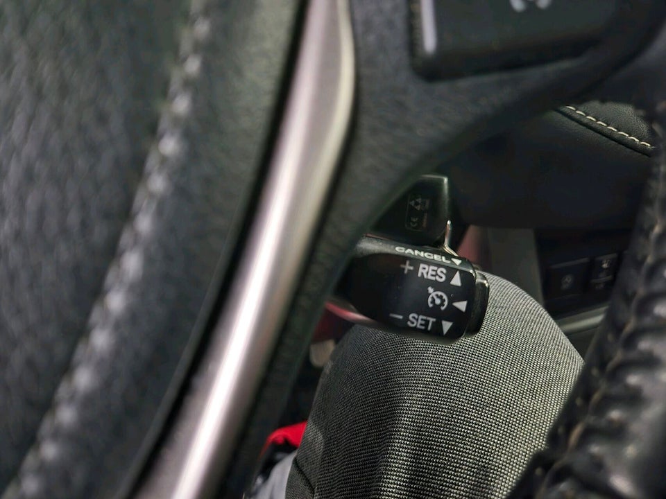 Toyota RAV4 2,0 D-4D T2 5d