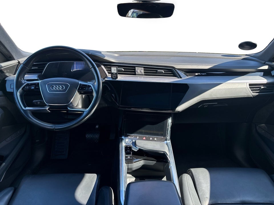 Audi e-tron 55 quattro 5d