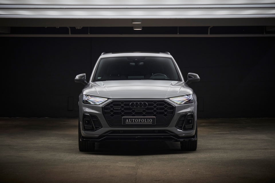 Audi Q5 55 TFSi e S-line quattro S-tr. 5d