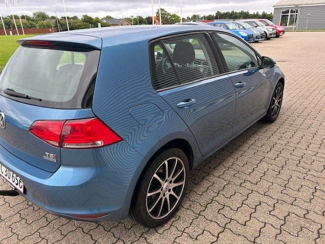 VW Golf VII 1,4 TSi 122 Comfortline BMT 5d