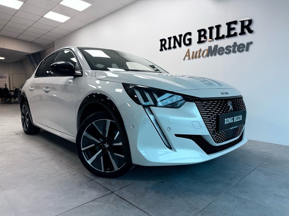 Peugeot e-208 50 GT 5d
