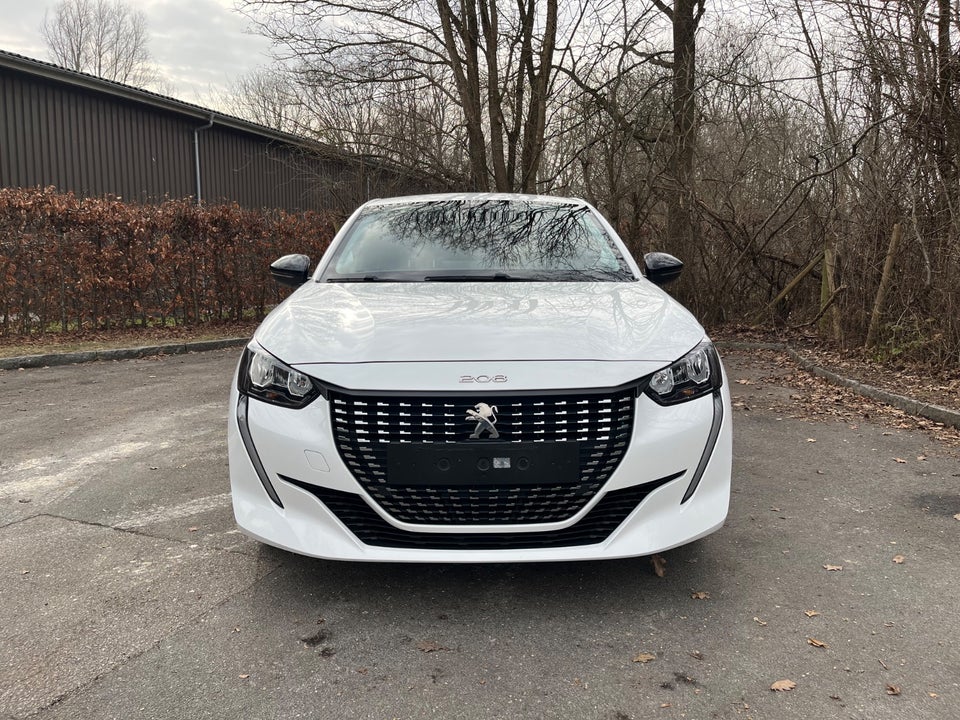 Peugeot 208 1,2 PureTech 75 Black Limited 5d