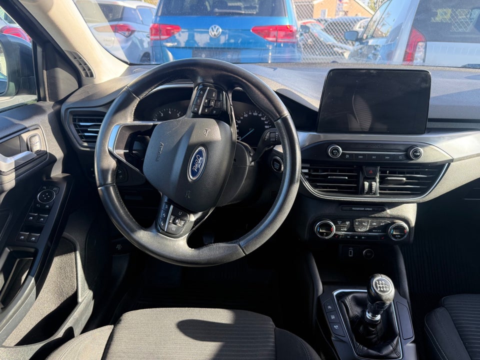 Ford Focus 1,0 EcoBoost Titanium Business stc. 5d