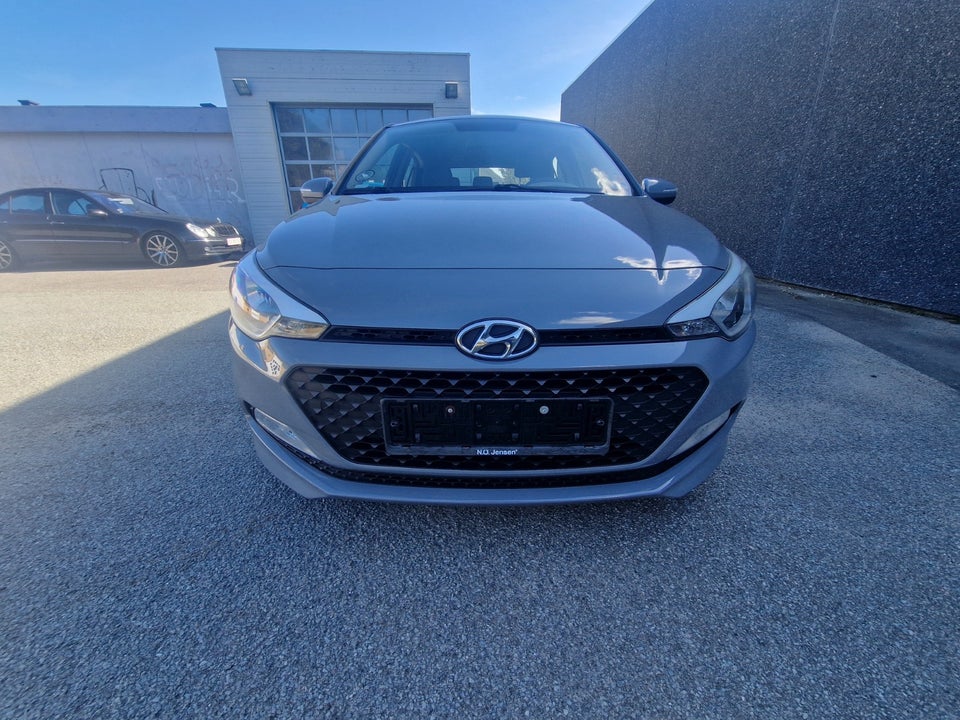 Hyundai i20 1,25 Trend 5d