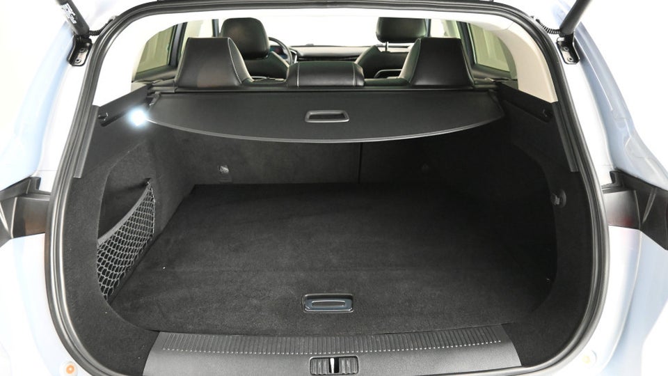 MG Marvel R Luxury 5d