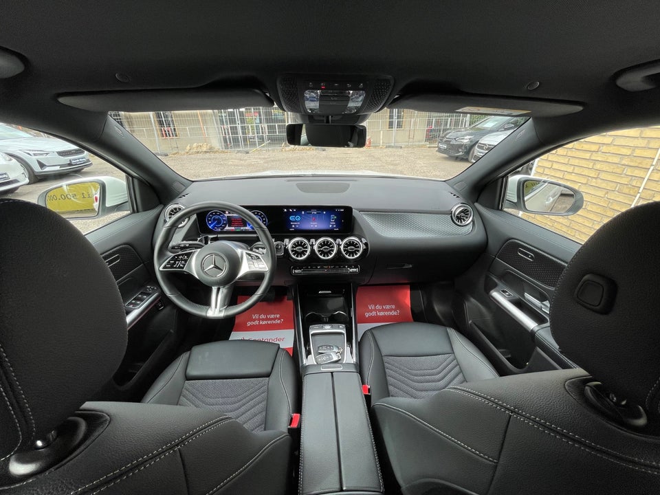 Mercedes EQA300 Progressive 4Matic 5d