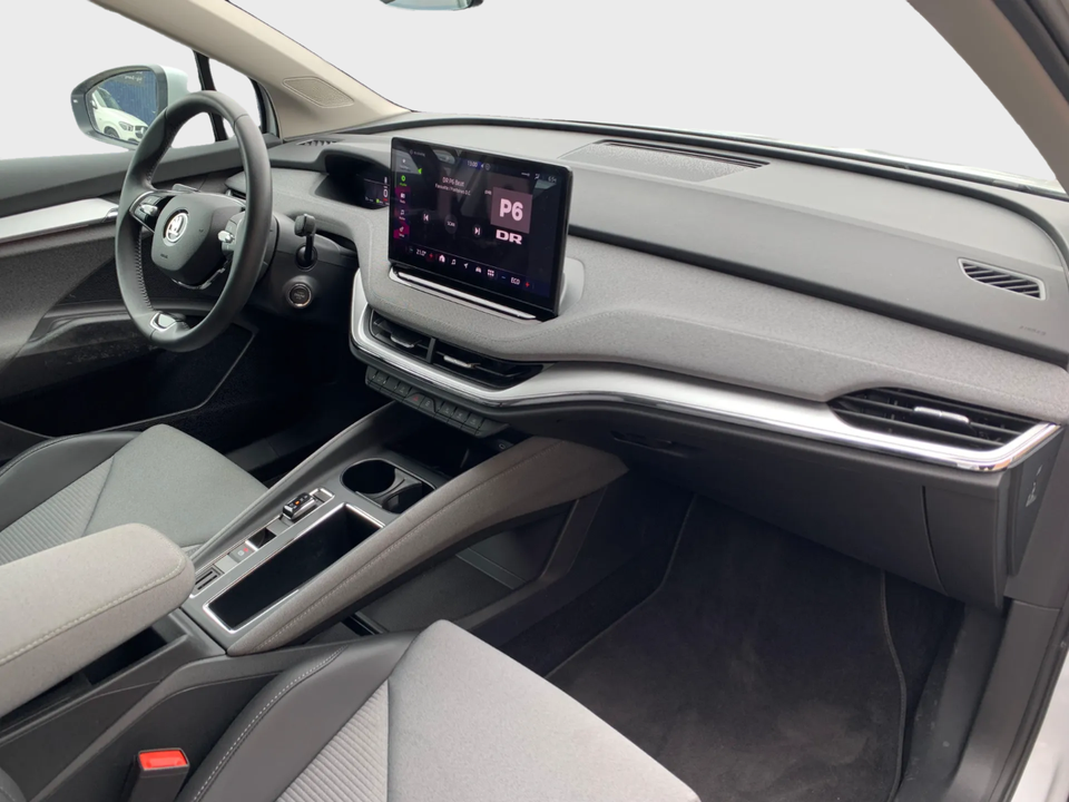 Skoda Enyaq 60 iV Loft 5d