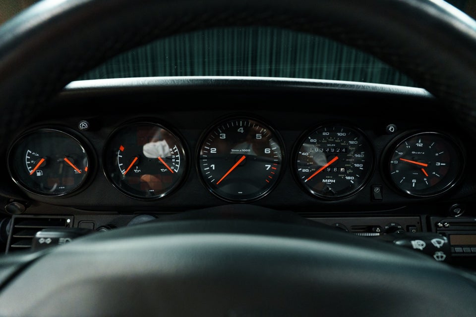 Porsche 911 Carrera 4 3,6 Cabriolet 2d