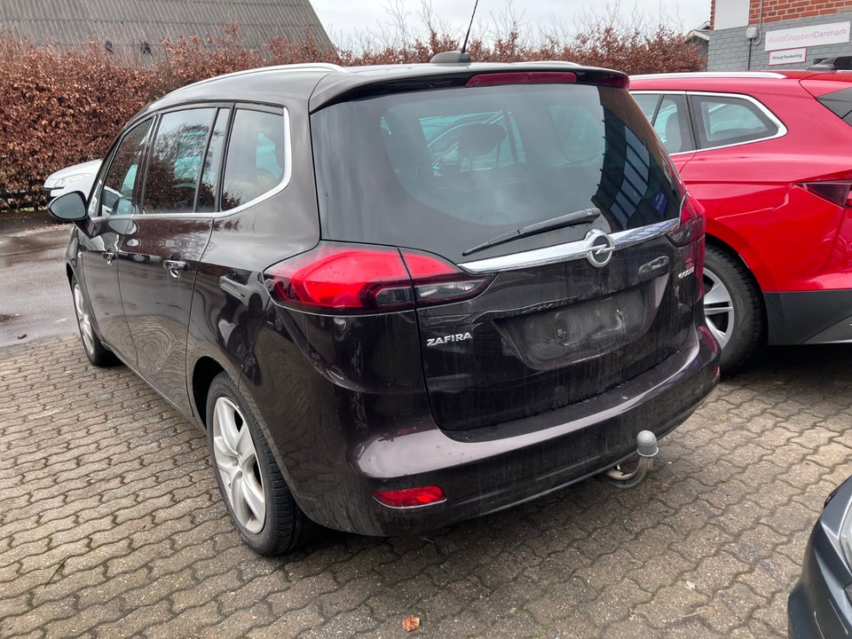 Opel Zafira Tourer 1,4 T 140 Enjoy 7prs 5d