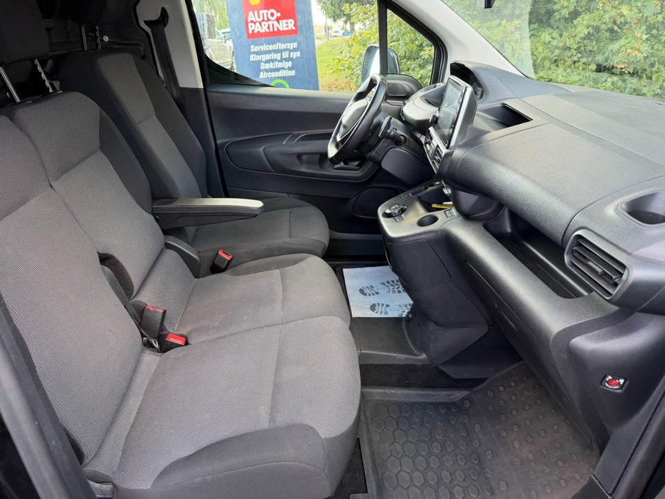 Peugeot Partner 1,5 BlueHDi 130 L2V2 Ultimate EAT8 Van