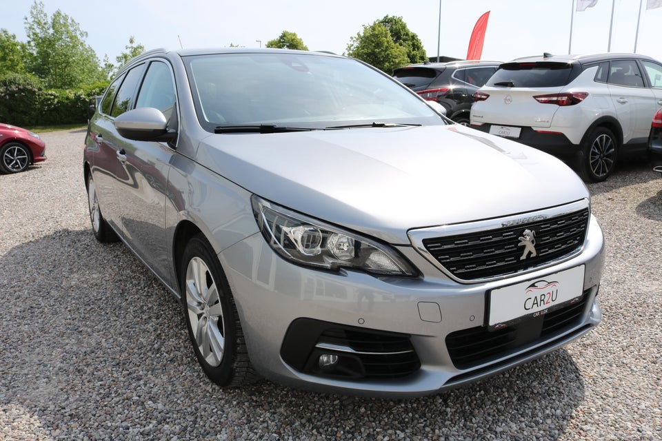 Peugeot 308 1,2 e-THP 130 Selection Sky SW 5d