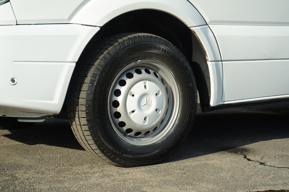 Mercedes Sprinter 316 2,2 CDi R2 Kassevogn aut. 5d