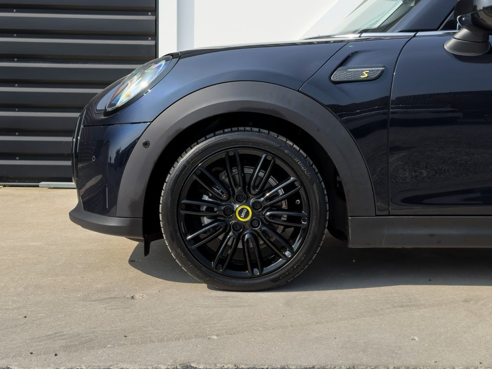 MINI Cooper SE Yours Trim 3d