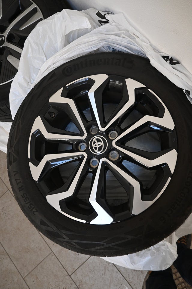 Toyota Yaris Cross 1,5 Hybrid Style Tech+ e-CVT 5d