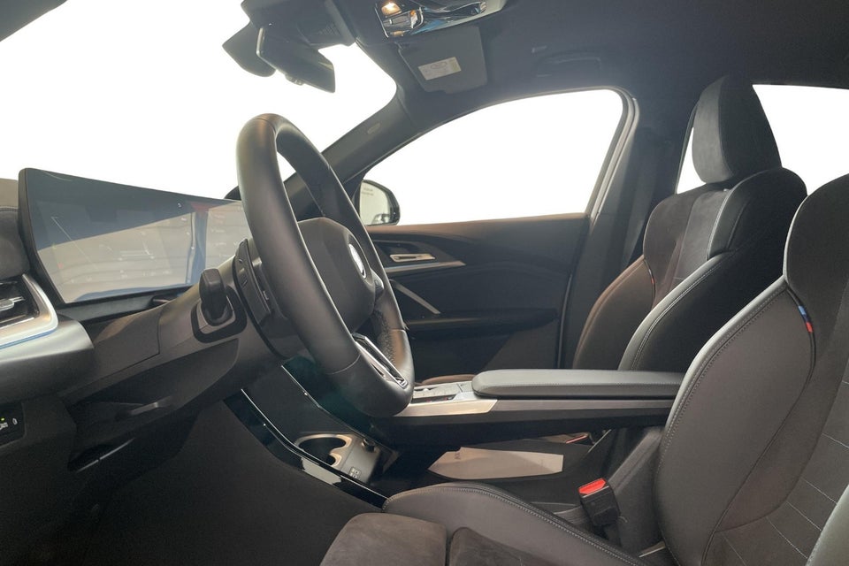 BMW iX2 eDrive20 M-Sport 5d