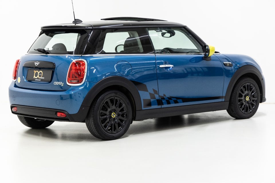 MINI Cooper SE Edition Premium Plus 3d
