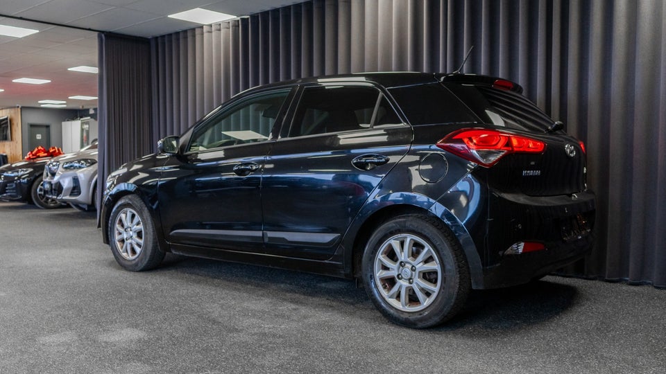 Hyundai i20 1,25 Elegance 5d