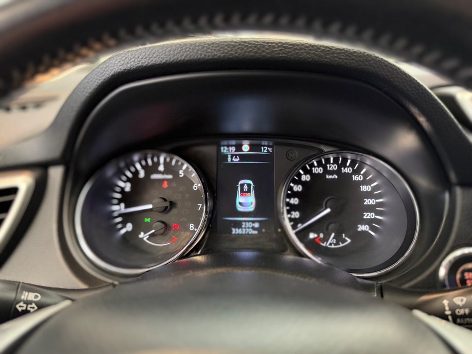 Nissan Qashqai 1,2 Dig-T 115 Tekna 5d