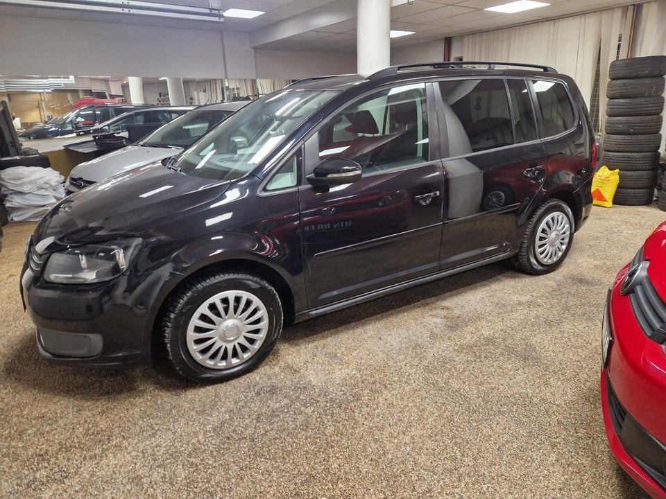 VW Touran 2,0 TDi 140 Comfortline BMT 7prs 5d