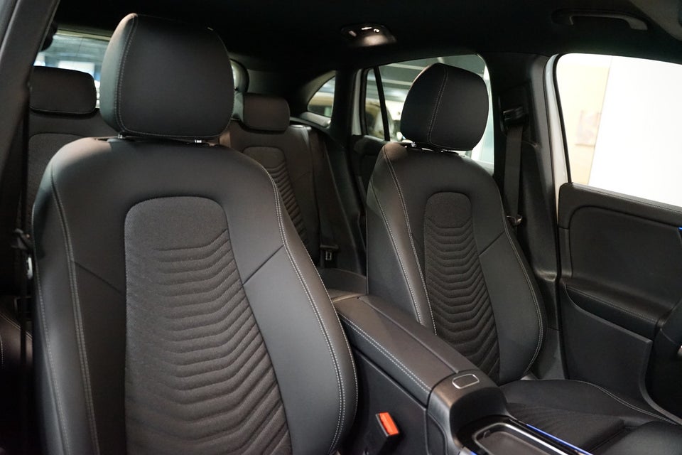 Mercedes EQA250 Progressive 5d