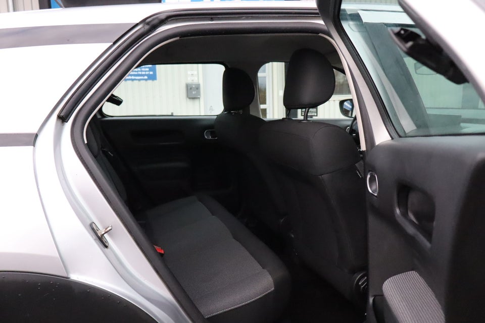 Citroën C4 Cactus 1,2 PureTech 110 Shine 5d