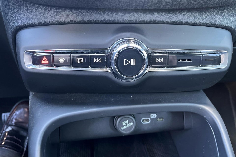 Volvo C40 ReCharge Core 5d