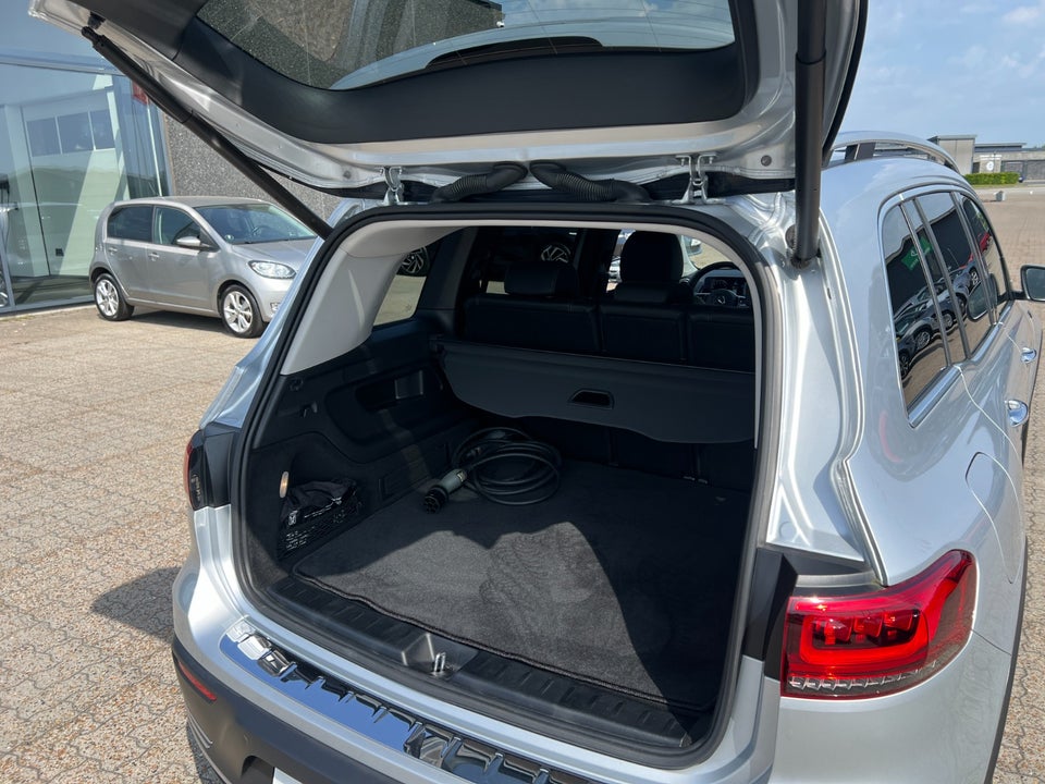 Mercedes EQB250 Progressive 5d