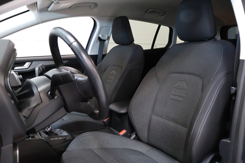 Ford Focus 1,0 EcoBoost Active stc. 5d