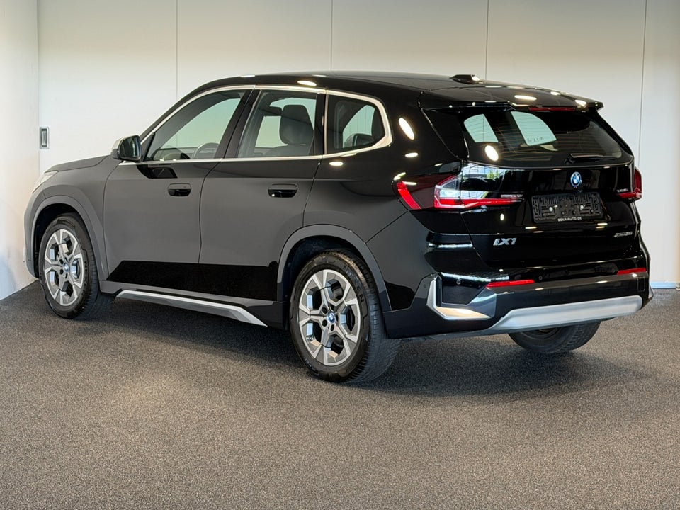 BMW iX1 xDrive30 X-Line 5d