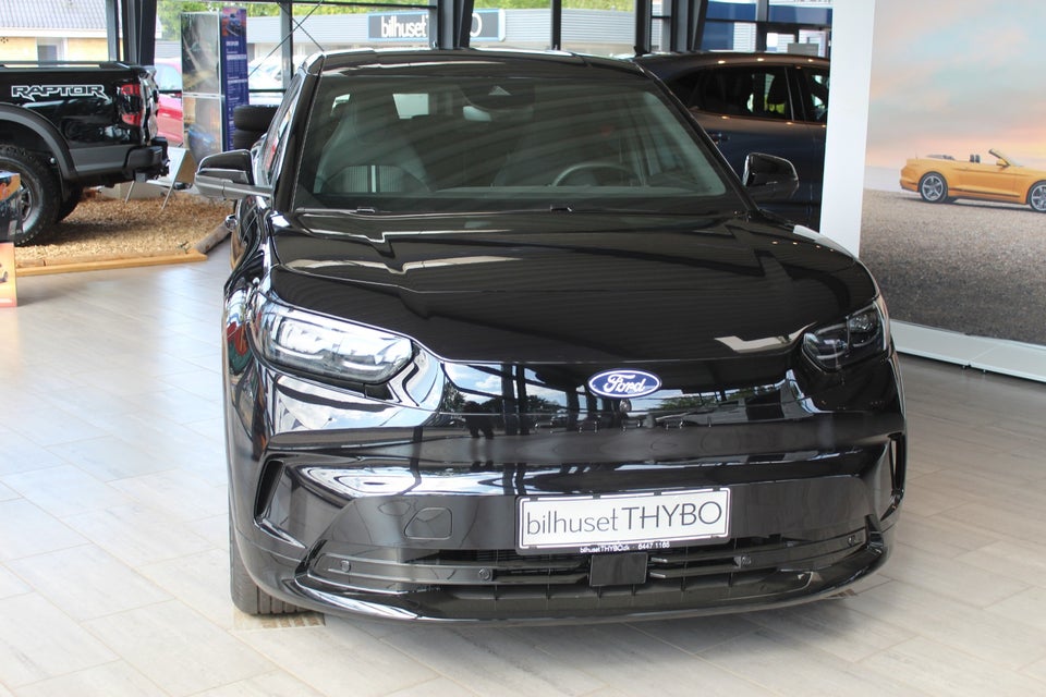 Ford Capri 77 Premium Extended Range 5d