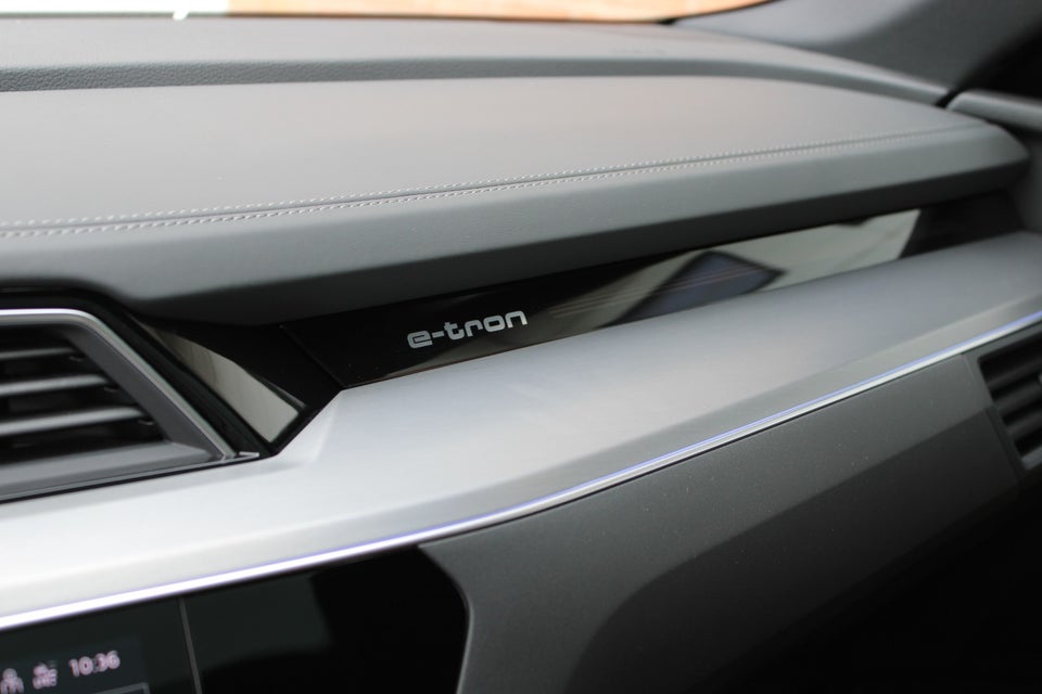 Audi e-tron 55 Advanced quattro 5d
