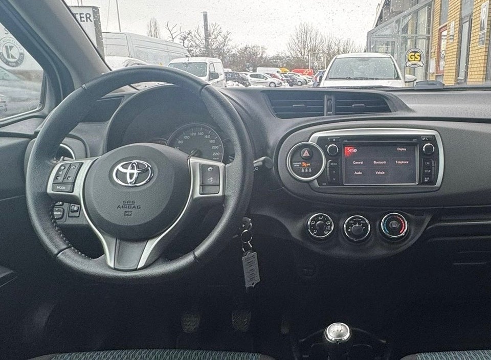 Toyota Yaris 1,0 VVT-i T2 Touch 5d