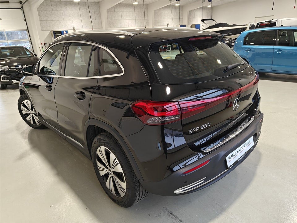 Mercedes EQA250 Progressive 5d