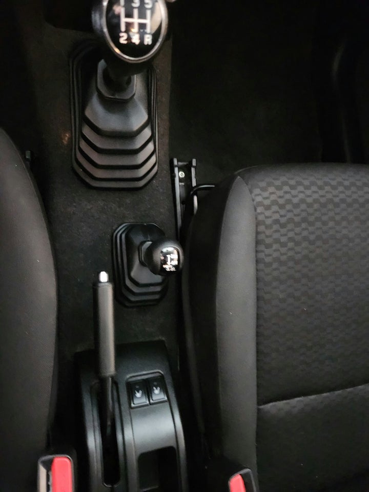 Suzuki Jimny 1,5 Touch AllGrip Van 3d