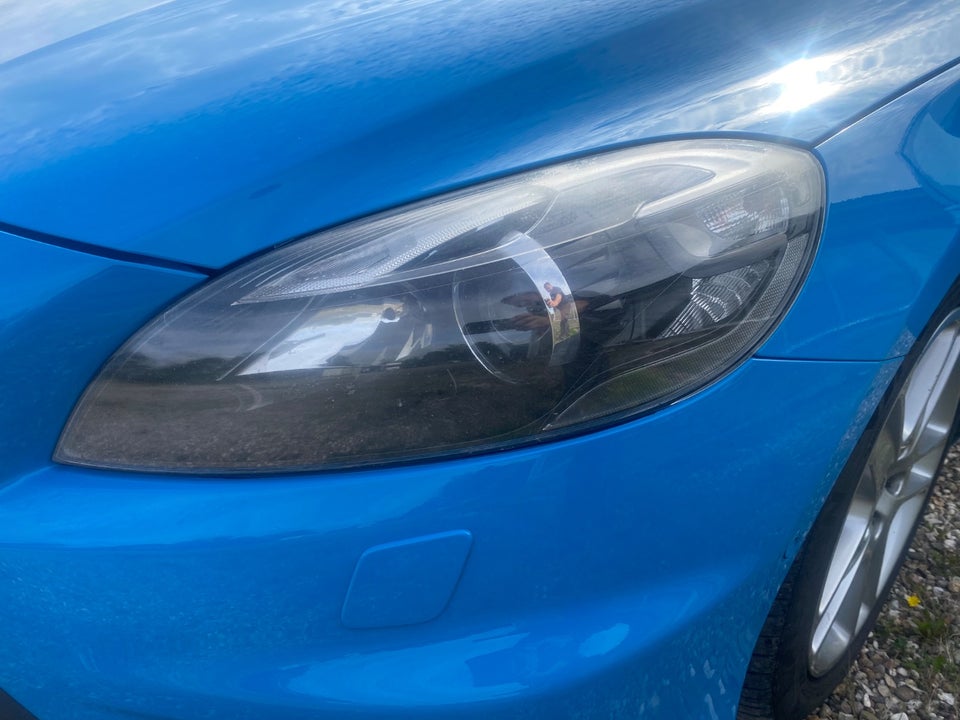 Volvo V40 2,0 D4 190 R-Design Drive-E 5d