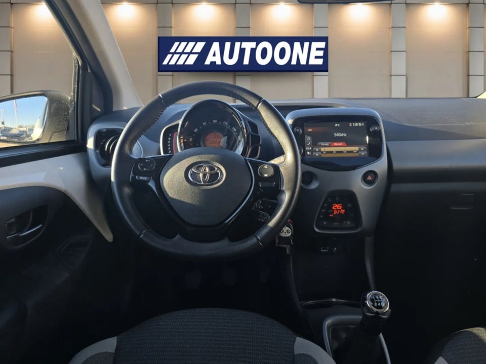 Toyota Aygo 1,0 VVT-i x-cite 5d