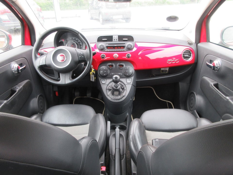 Fiat 500 1,3 MJT 75 Lounge 3d