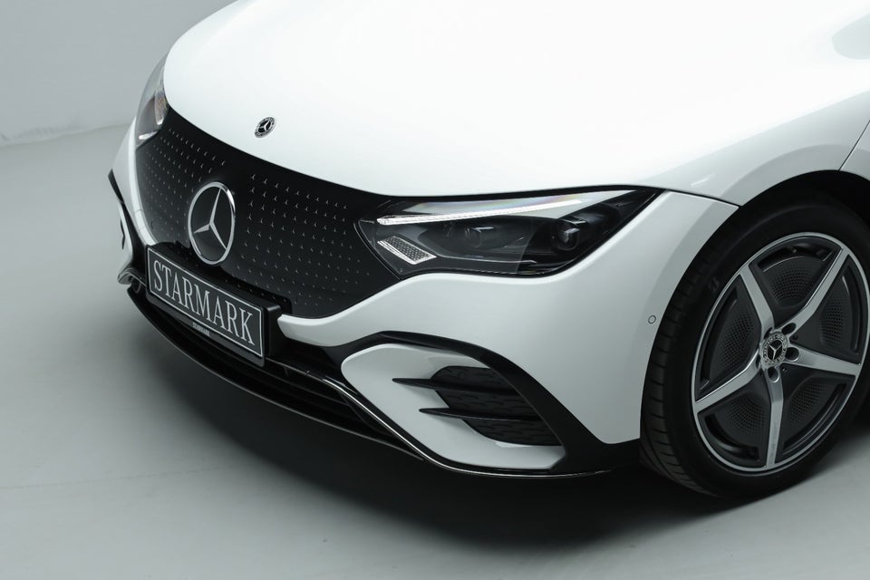 Mercedes EQE300 AMG Line 4d