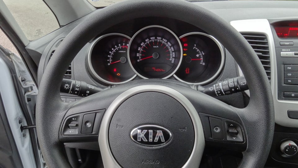 Kia Venga 1,4 CVVT Attraction 5d