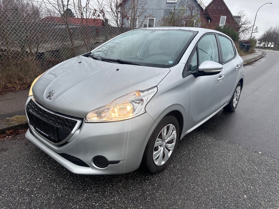 Peugeot 208 1,4 HDi 68 Active 5d