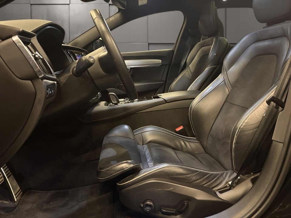 Volvo V90 2,0 T6 ReCharge R-Design aut. AWD 5d