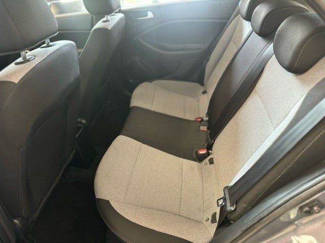 Hyundai i20 1,25 Trend 5d