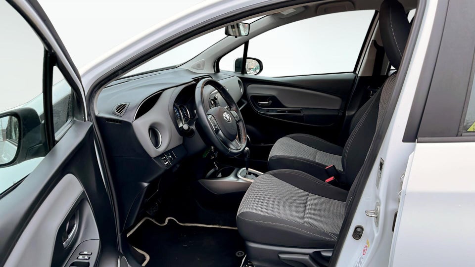 Toyota Yaris 1,5 Hybrid H2 e-CVT 5d